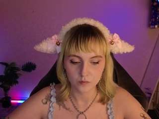 roziett-bellee's CamSoda show and profile