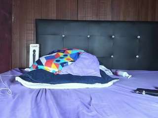 sapphire-gold webcam