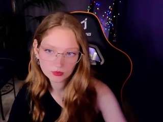 your-lilith live webcam show