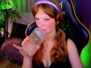 Your-lilith live cam preview