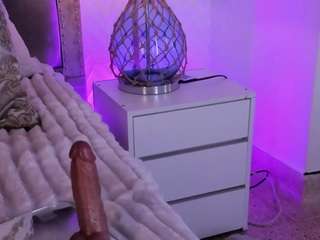 zaravesari Live Webcam on CamSoda