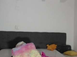 Live webcam model abigail-smith15 on Soda Cams