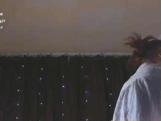 Live webcam model angela-flowers on Soda Cams