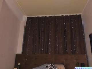 angela-flowers webcam