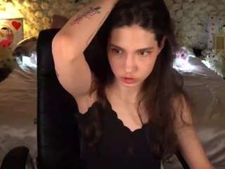 babyflowerss live cam profile