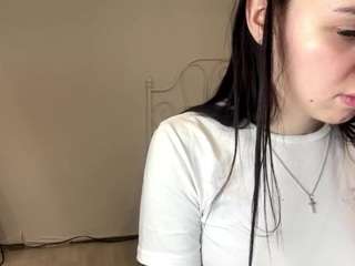 carolannlakey webcam