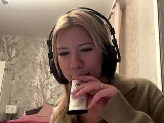 cassieshipe Live Webcam on CamSoda