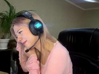 cassieshipe's CamSoda show and profile