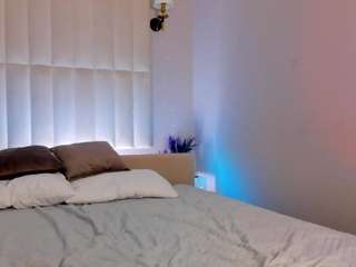 nika-chika Live Webcam on CamSoda