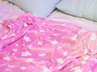 ariellakitty live cam profile