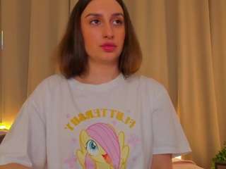 celine-coello's CamSoda show and profile