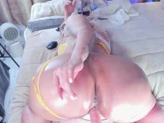 Emma-kell live cam preview