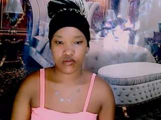 eroticsexyprada1 Live Webcam on CamSoda