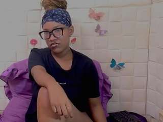 eroticsexyprada1 webcam