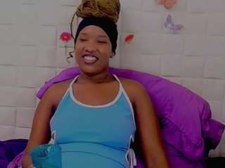 eroticsexyprada1 webcam