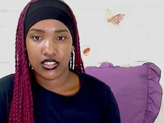 eroticsexyprada1 live cam profile