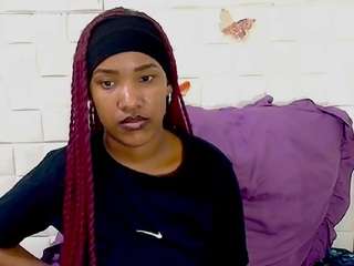 eroticsexyprada1 live cam profile