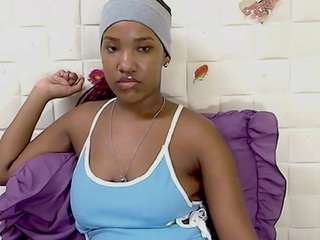 eroticsexyprada1 webcam