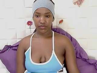 eroticsexyprada1 webcam