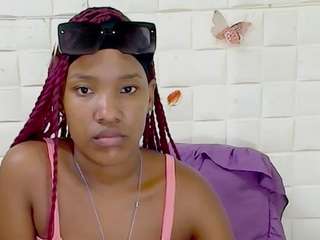 eroticsexyprada1 webcam