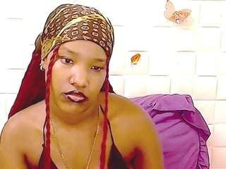 eroticsexyprada1's CamSoda show and profile