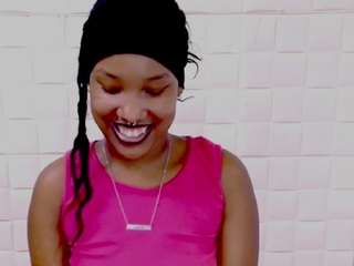 eroticsexyprada1 webcam