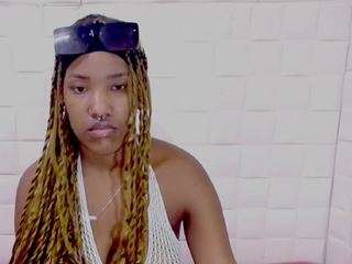 eroticsexyprada1 webcam