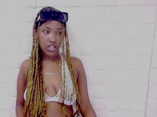 eroticsexyprada1 webcam