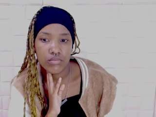 eroticsexyprada1 webcam