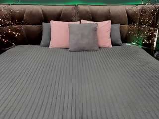 irissmoon live cam profile