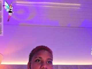IsabelaRoman live webcam show