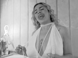 Deep fuck in doggy style while I play with my clit [77 tokens remaining]