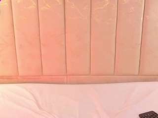 JulieDeep live webcam show