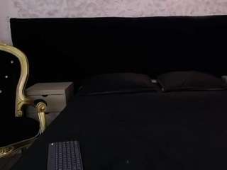 meloddyys's CamSoda show and profile