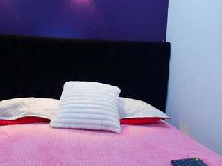 meloddyys live cam profile