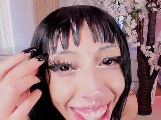 salemblackrose Live Webcam on CamSoda