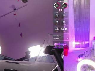 valeriabonnet Live Webcam on CamSoda