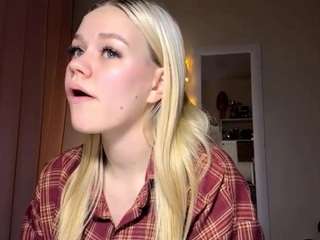 valeriepfifer Live Webcam on CamSoda