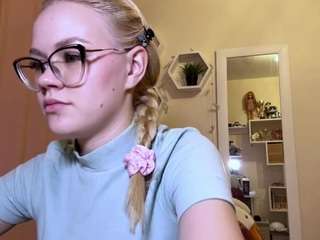 valeriepfifer Pussy live webcam