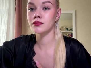 valeriepfifer