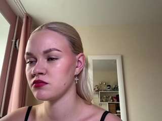 valeriepfifer