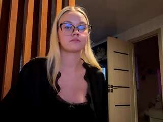 valeriepfifer