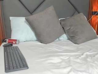 yera-curry Live Webcam on CamSoda