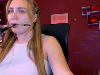 aiva-velvet Live Webcam on CamSoda