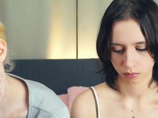 denesejirik's CamSoda show and profile