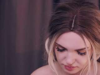 denesejirik Live Webcam on CamSoda