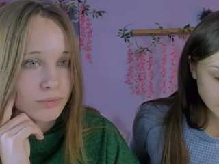 eira-mouse Live Webcam on CamSoda