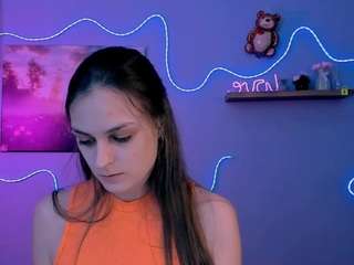 eira-mouse's CamSoda show and profile