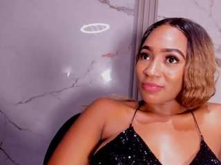 emii-brown's CamSoda show and profile