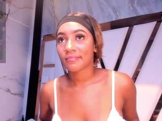 emii-brown from CamSoda